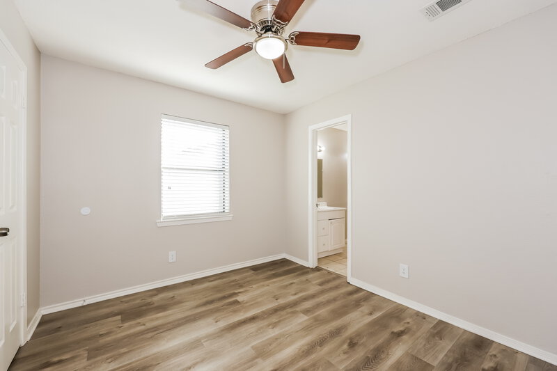 1,905/Mo, 3713 Longstraw Drive Fort Worth, TX 76137 Bedroom View 2