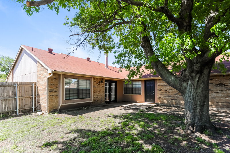 2,205/Mo, 458 Rainier Drive Cedar Hill, TX 75104 Rear View