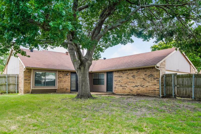 2,180/Mo, 458 Rainier Street Cedar Hill, TX 75104 Rear View