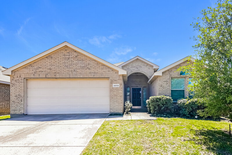2,400/Mo, 14108 Pioneer Bluffs Road Balch Springs, TX 75181 External View