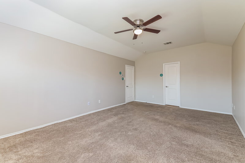 2,400/Mo, 14108 Pioneer Bluffs Road Balch Springs, TX 75181 Main Bedroom View 2
