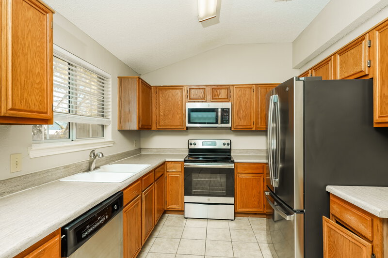 2,445/Mo, 2317 Cromwell Drive Arlington, TX 76018 Kitchen View