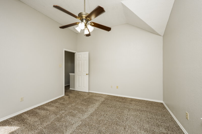 2,445/Mo, 2317 Cromwell Drive Arlington, TX 76018 Main Bedroom View 2