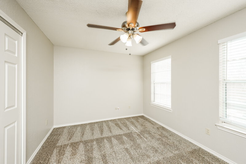 2,445/Mo, 2317 Cromwell Drive Arlington, TX 76018 Bedroom View 2