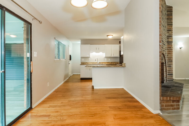 2,040/Mo, 428 Matterhorn Street Cedar Hill, TX 75104 Dining Room View