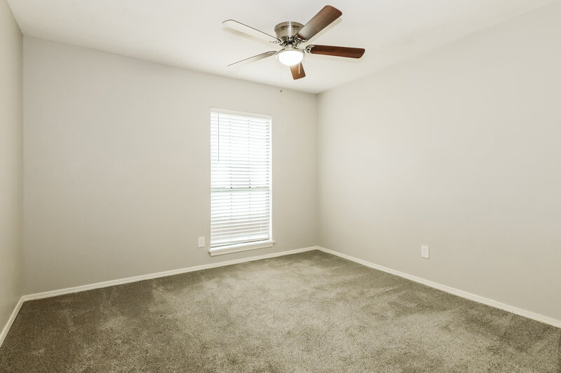 2,040/Mo, 428 Matterhorn Street Cedar Hill, TX 75104 Bedroom View 2