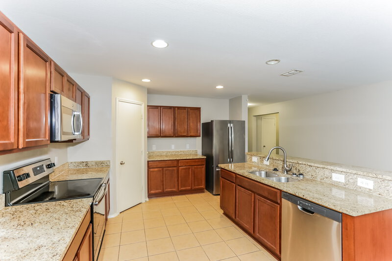 2,370/Mo, 508 Runyan Street Cedar Hill, TX 75104 Kitchen View