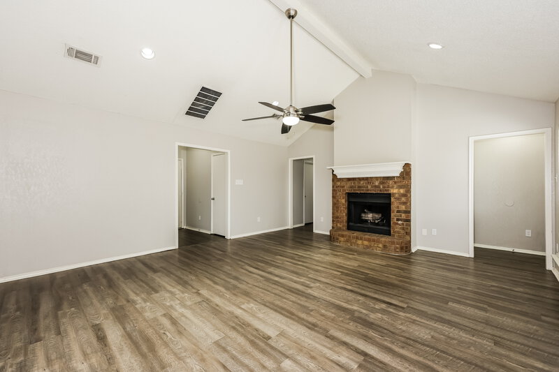 2,395/Mo, 2101 Garner Cir Rowlett, TX 75088 Living Room View