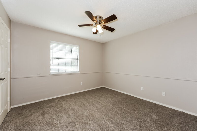 2,125/Mo, 4008 Shackelford Drive Mesquite, TX 75150 Bedroom View 2