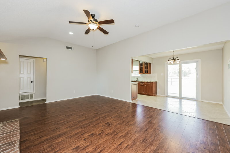 1,880/Mo, 3724 Clear Brook Cir Fort Worth, TX 76123 Living Room View 3