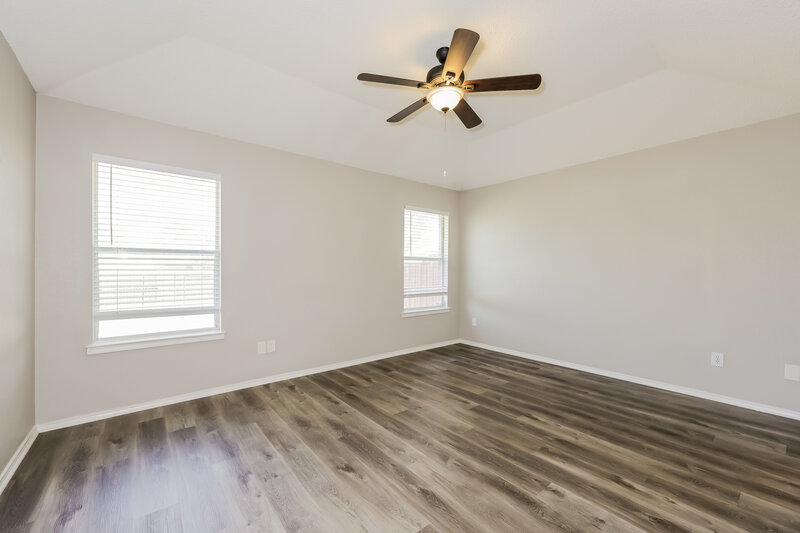 1,880/Mo, 3724 Clear Brook Cir Fort Worth, TX 76123 Main Bedroom View
