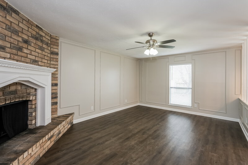 1,925/Mo, 9326 Sophora Dr Dallas, TX 75249 Living Room View