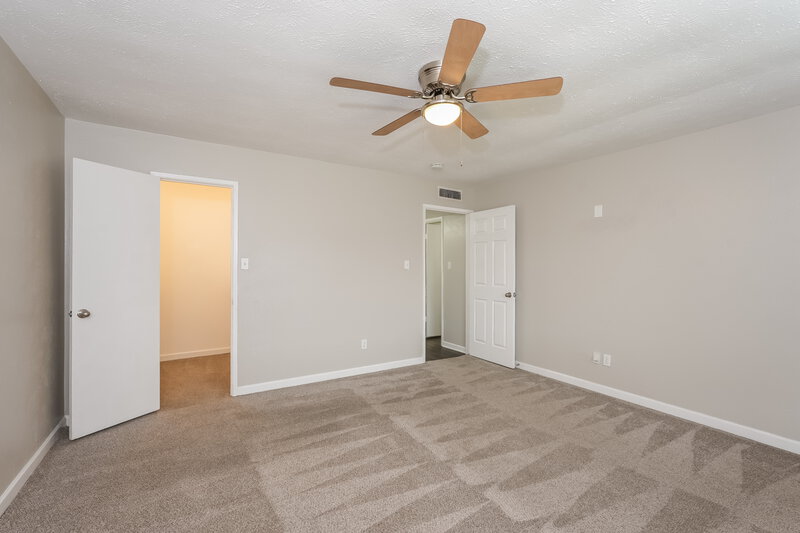 1,925/Mo, 9326 Sophora Dr Dallas, TX 75249 Main Bedroom View 2