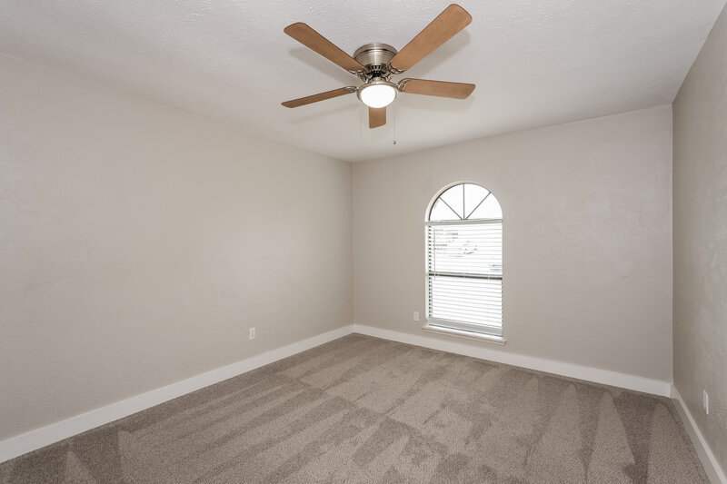 1,925/Mo, 9326 Sophora Dr Dallas, TX 75249 Bedroom View 2