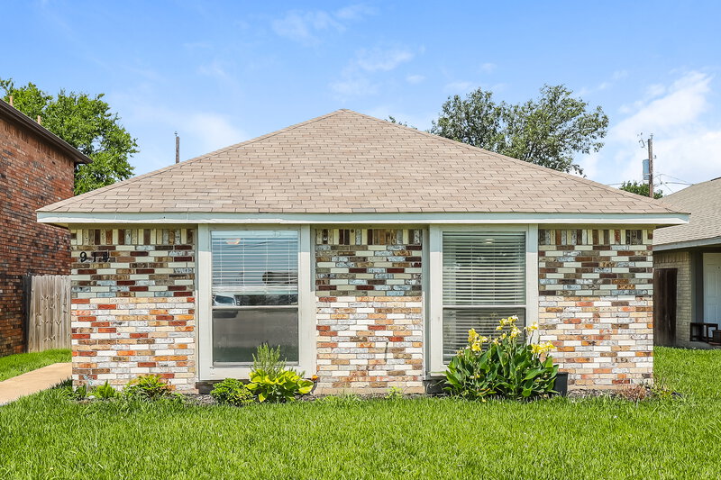 1,930/Mo, 914 S Ballard Ave Wylie, TX 75098 Front View