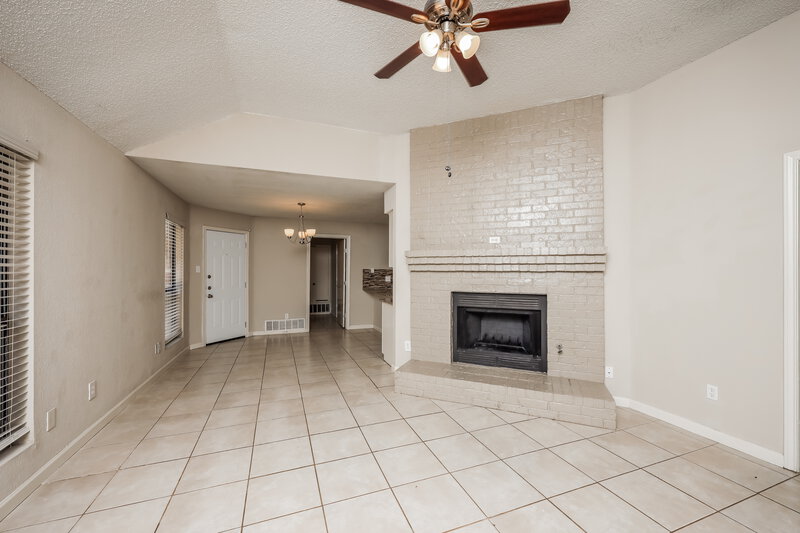 1,930/Mo, 914 S Ballard Ave Wylie, TX 75098 Living Room View