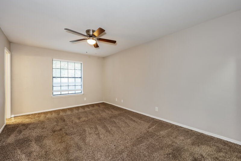 1,755/Mo, 1404 Copper Ridge St Denton, TX 76209 Main Bedroom View 2
