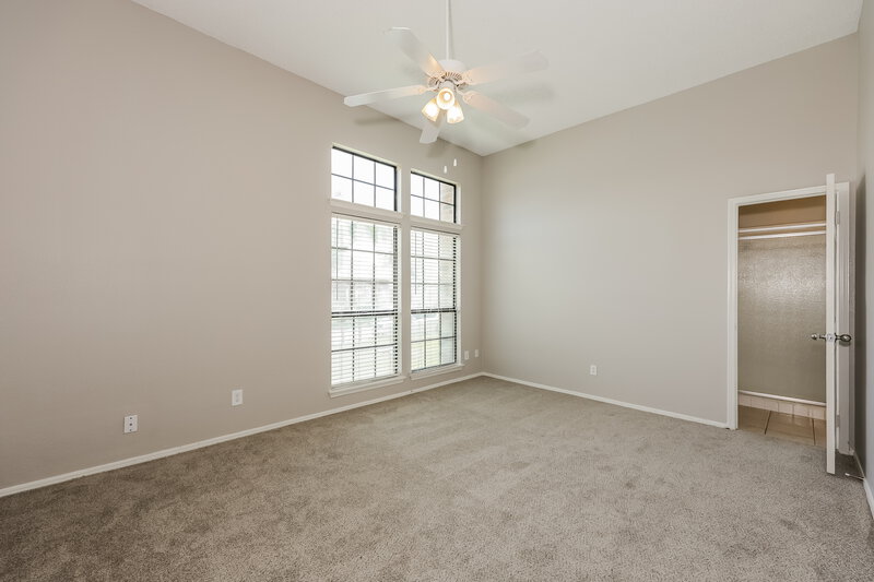 2,130/Mo, 423 Barton Dr Mesquite, TX 75149 Main Bedroom View