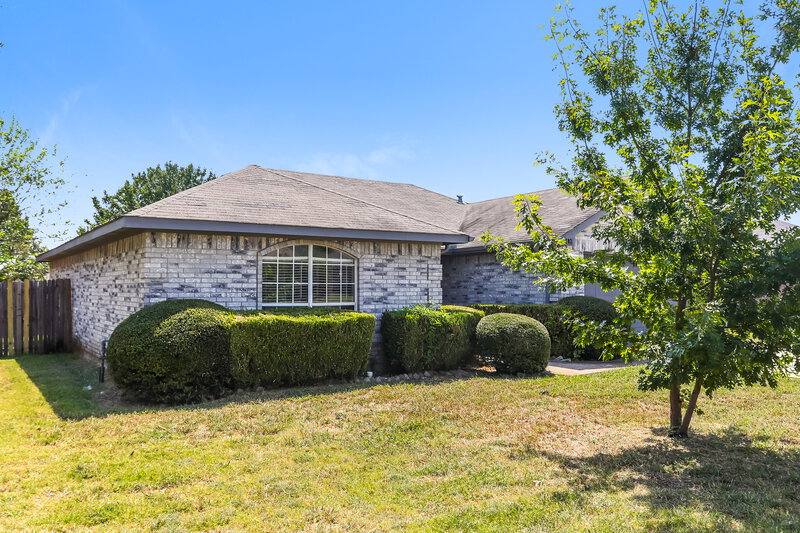1,980/Mo, 1502 Killdee Court Desoto, TX 75115 Front View