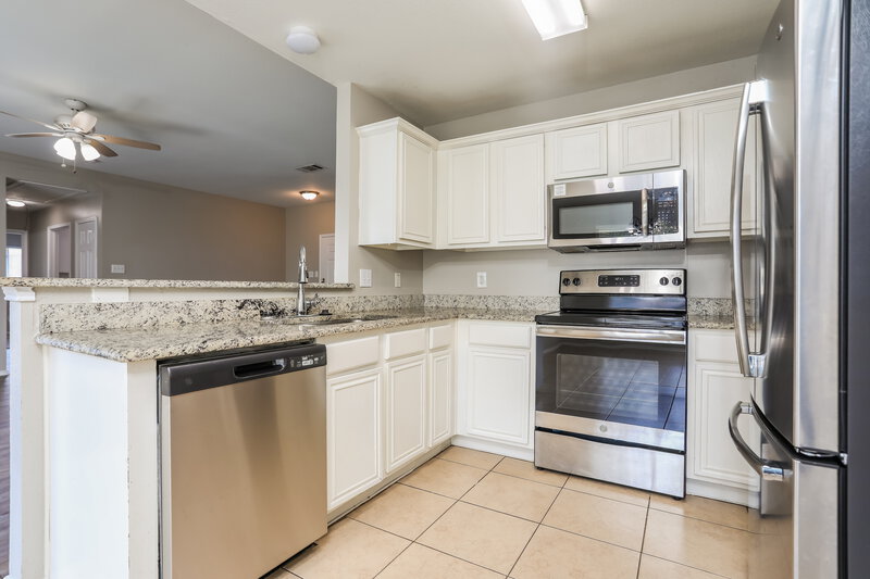 1,980/Mo, 1502 Killdee Court Desoto, TX 75115 Kitchen View