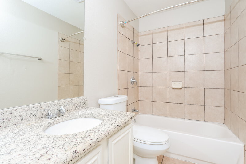 1,980/Mo, 1502 Killdee Court Desoto, TX 75115 Bathroom View