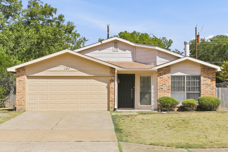 1,940/Mo, 131 London Lane Glenn Heights, TX 75154 External View