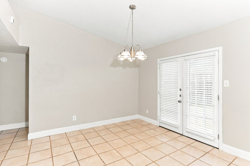 1,940/Mo, 131 London Lane Glenn Heights, TX 75154 Dining Room View