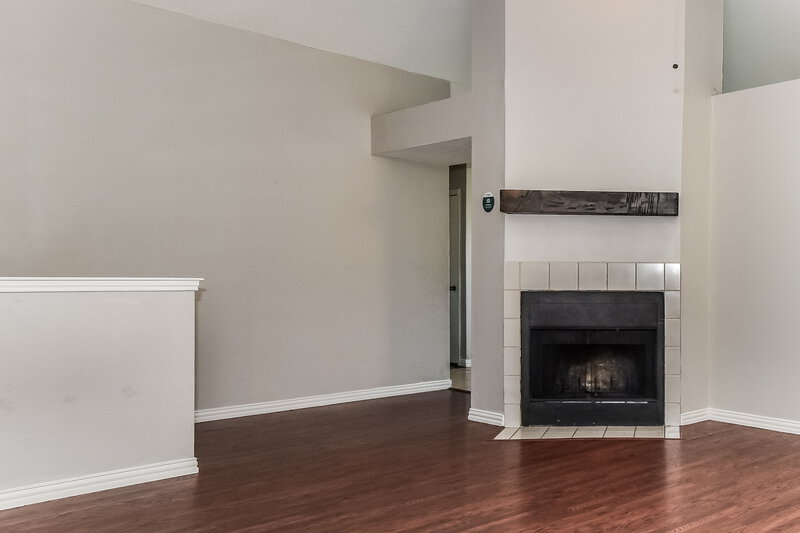 2,185/Mo, 4017 Dorchester Drive Rowlett, TX 75088 Living Room View 2