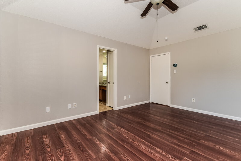 2,185/Mo, 4017 Dorchester Drive Rowlett, TX 75088 Main Bedroom View 3