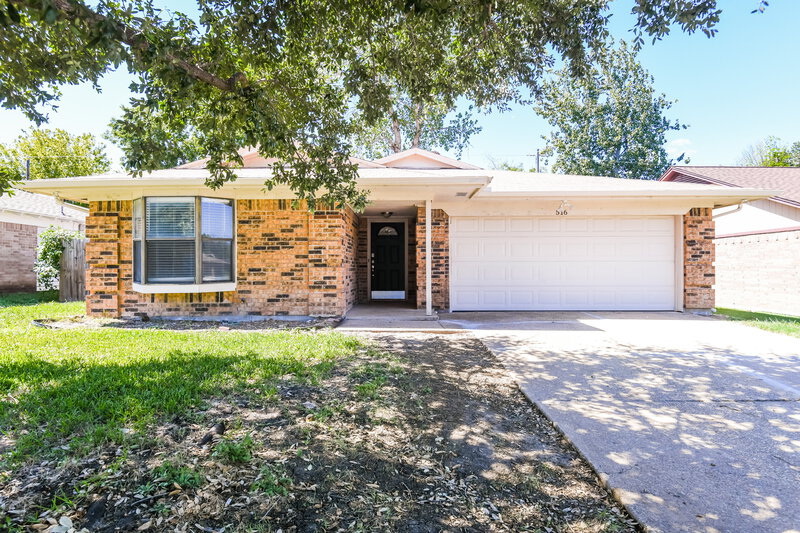 1,895/Mo, 516 Allencrest Dr Fort Worth, TX 76108 External View