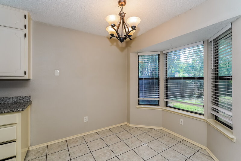 1,995/Mo, 709 Daniels Dr Crowley, TX 76036 Dining Room View