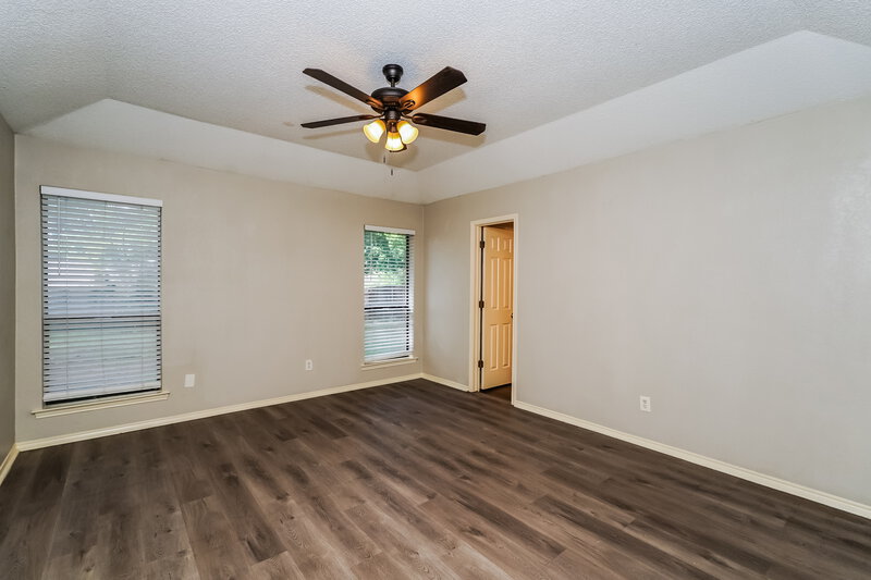 1,995/Mo, 709 Daniels Dr Crowley, TX 76036 Main Bedroom View 2
