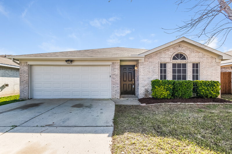 2,030/Mo, 7029 Avington Way Fort Worth, TX 76133 External View