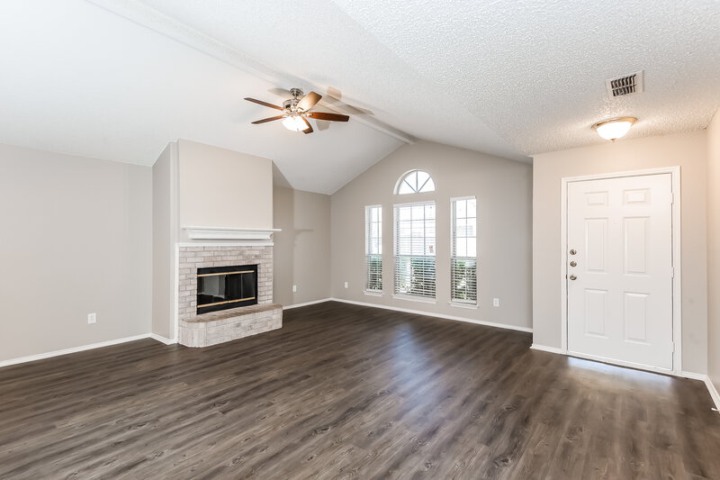 2,030/Mo, 7029 Avington Way Fort Worth, TX 76133 Living Room View