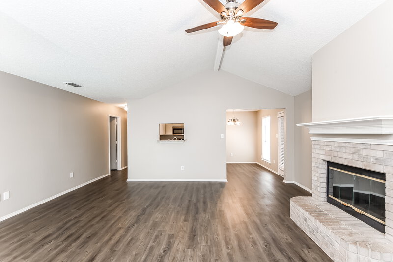 2,030/Mo, 7029 Avington Way Fort Worth, TX 76133 Living Room View 3