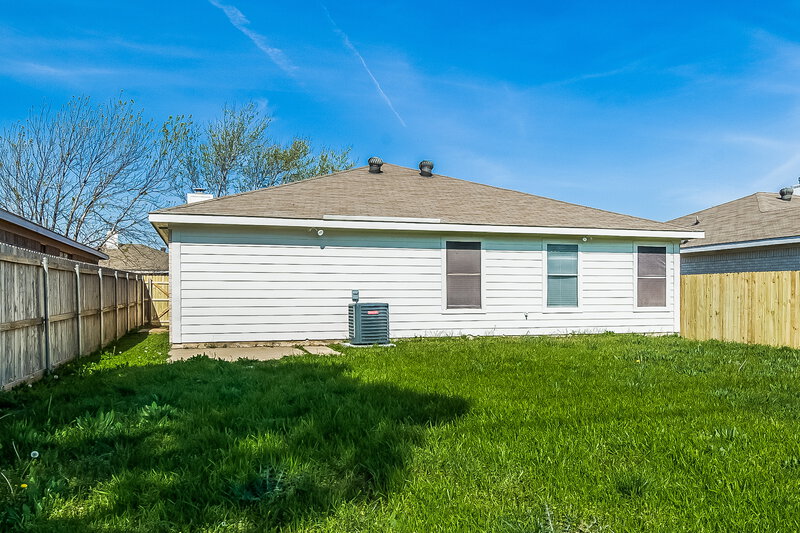 2,030/Mo, 7029 Avington Way Fort Worth, TX 76133 Rear View