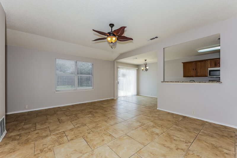 2,170/Mo, 1800 Citadel Dr Glenn Heights, TX 75154 Living Room View