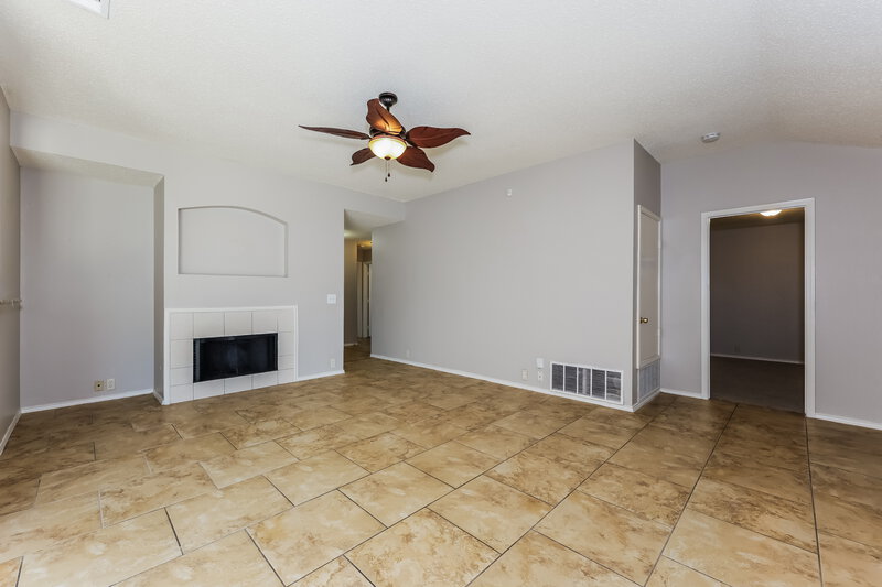 2,170/Mo, 1800 Citadel Dr Glenn Heights, TX 75154 Living Room View 3