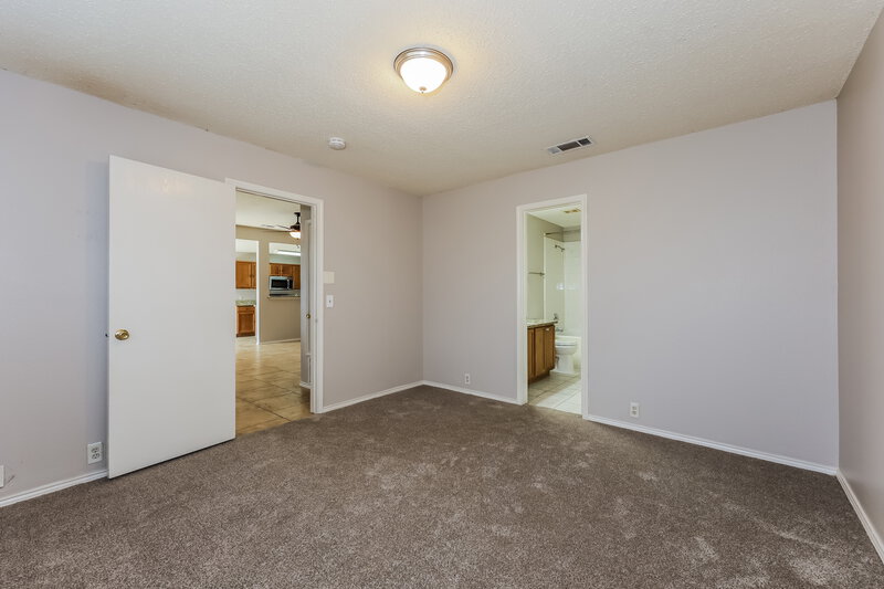 2,170/Mo, 1800 Citadel Dr Glenn Heights, TX 75154 Main Bedroom View 2