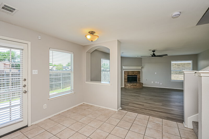 2,415/Mo, 305 Windy Hill Lane Fort Worth, TX 76108 Breakfast Nook View