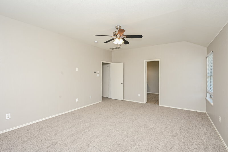 2,415/Mo, 305 Windy Hill Lane Fort Worth, TX 76108 Main Bedroom View