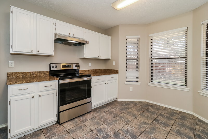 1,700/Mo, 3412 Misty Valley Dr Fort Worth, TX 76123 Kitchen View 2