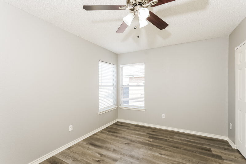 2,100/Mo, 320 Capricorn St Cedar Hill, TX 75104 Bedroom View 2