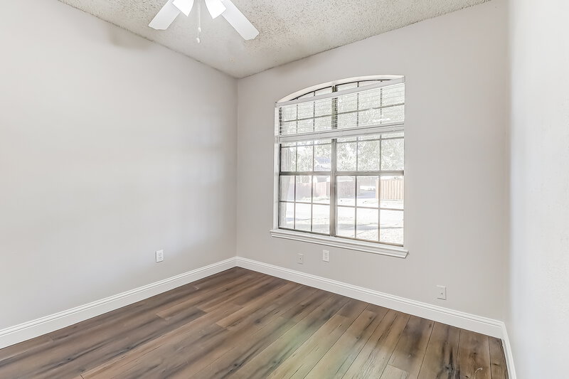 2,070/Mo, 1162 Hemlock Dr Desoto, TX 75115 Bedroom View 3
