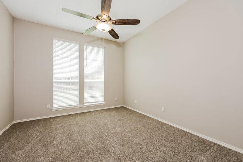 2,285/Mo, 300 Stone Creek Blvd Glenn Heights, TX 75154 Main Bedroom View