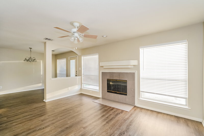 2,235/Mo, 6072 Grand Champion Blvd Fort Worth, TX 76179 Living Room View