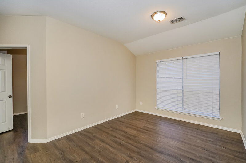 2,235/Mo, 6072 Grand Champion Blvd Fort Worth, TX 76179 Bedroom View 3