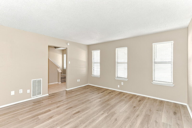 1,920/Mo, 1513 Longshadow Lane Mesquite, TX 75149 Living Room View