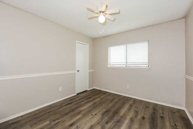 1,980/Mo, 2324 Brookdale Dr Arlington, TX 76014 Bedroom View 2