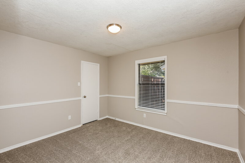 1,725/Mo, 2609 S Meadow Dr Fort Worth, TX 76133 Bedroom View
